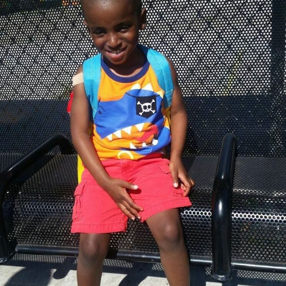 Meet your Posher, Avoline